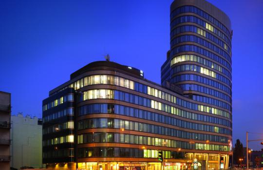 JLL selected as Property Manager of two office buildings in Union Investment’s portfolio