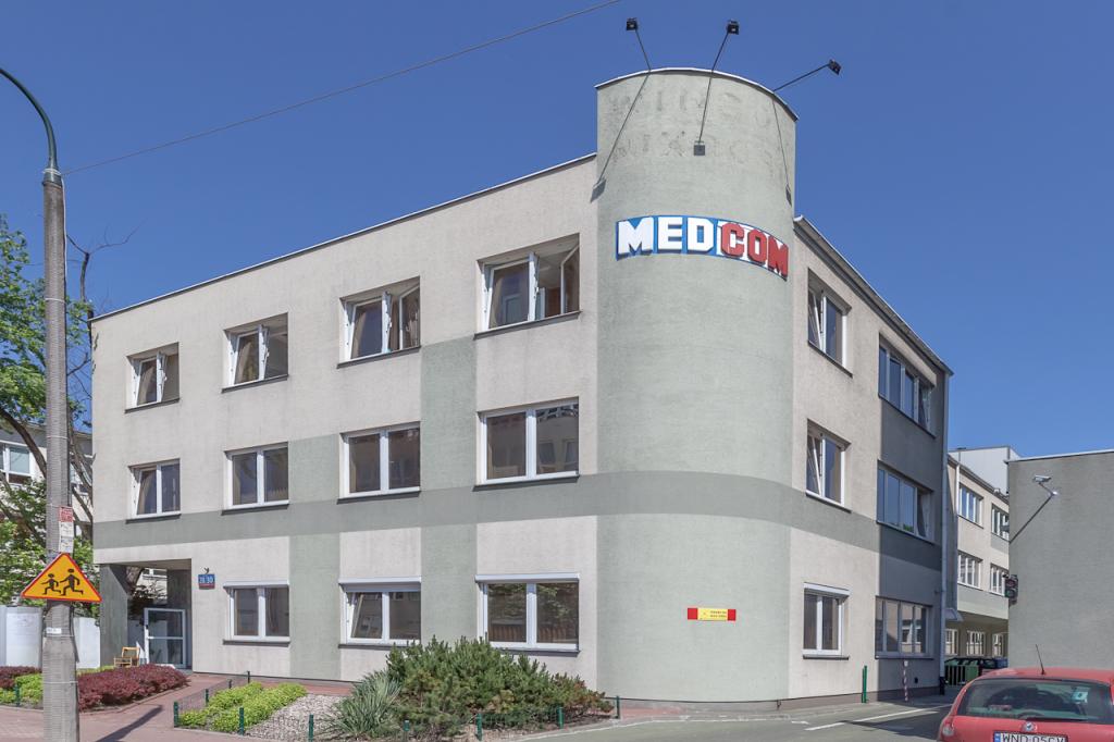 Budynek z przestrzenią biurową do wynajęcia