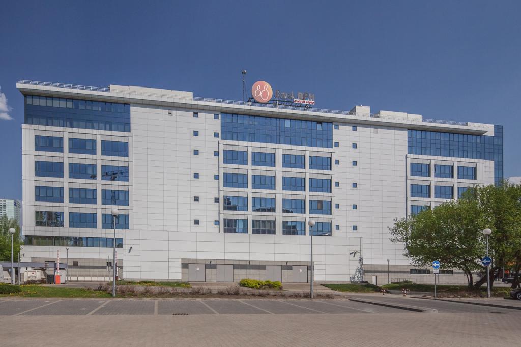 Office building - offices to let