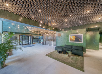 Biura przy Warzelni z pozwoleniem na użytkowanie