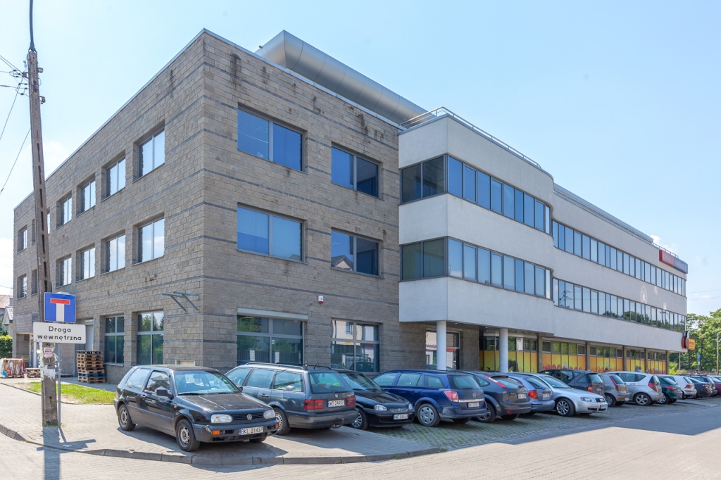 Building's block - offices to let