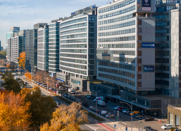 Modernizacja recepcji i lobby w warszawskim Equator I