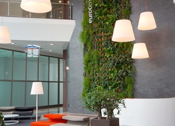 Zakończono modernizację lobby budynku Eurocentrum-Alfa