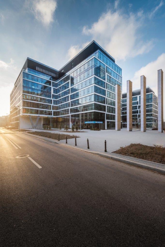 Facade of the 2nd phase of Gdański Business Center