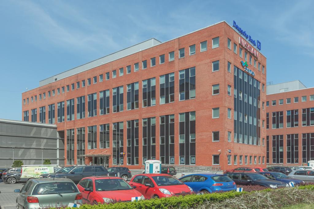 Building designed for renting offices