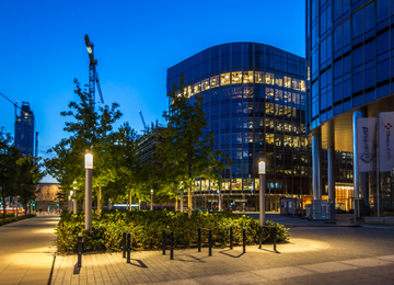 Do Mennicy Legacy Tower wprowadzają się pierwsi najemcy