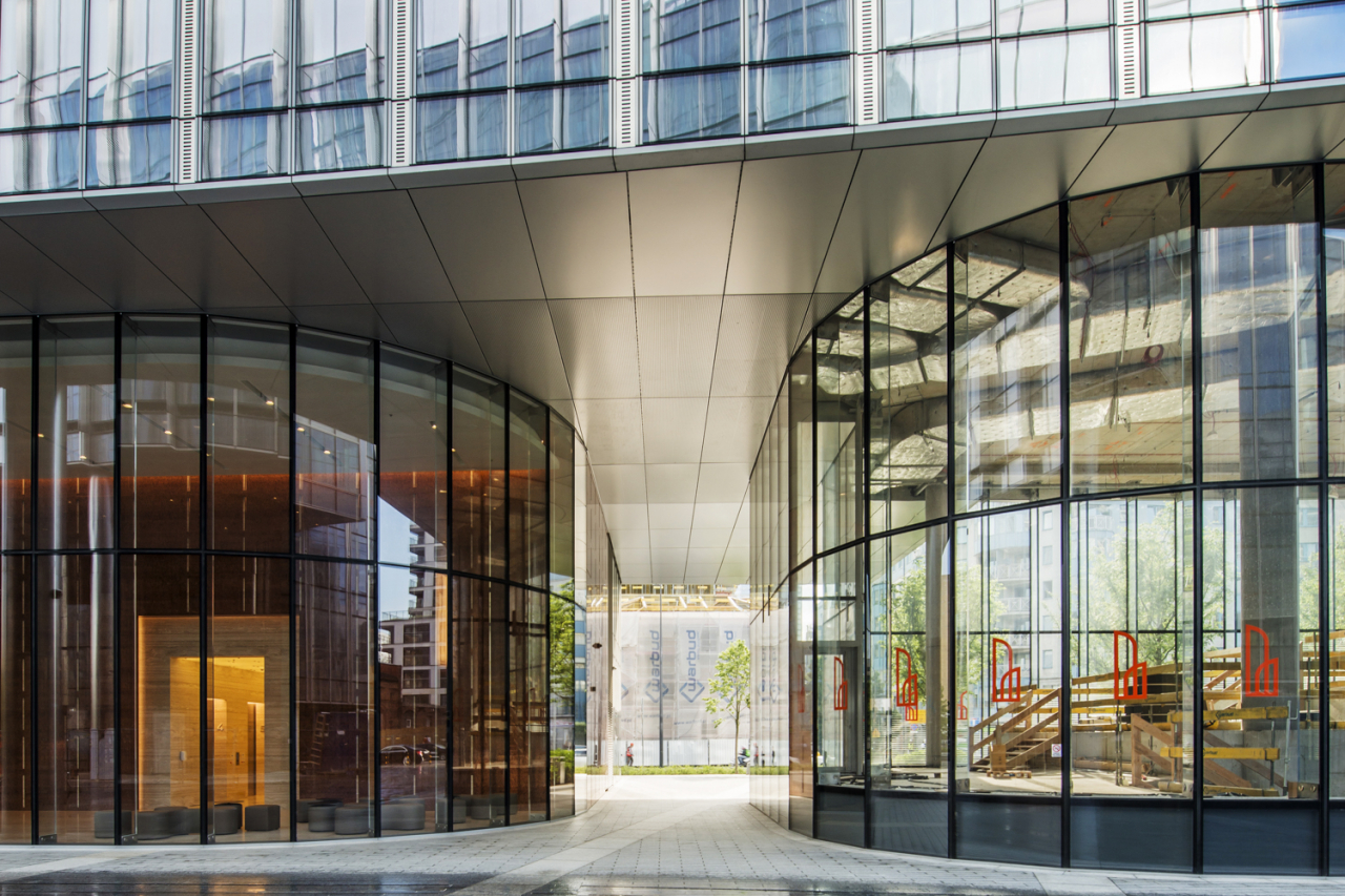 Mennica Towers - East Tower