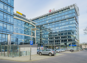 Pierwsi najemcy w Mokotów Nova