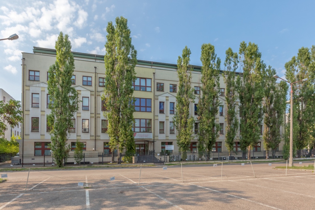 Building with office space - outside view