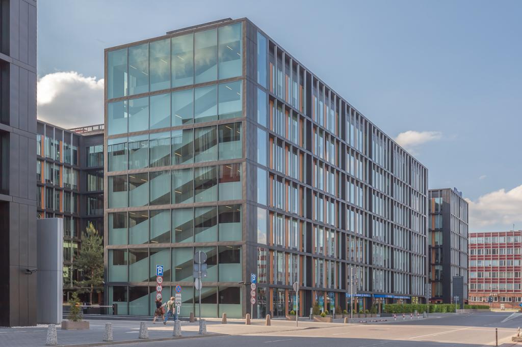 Building's block - offices to let