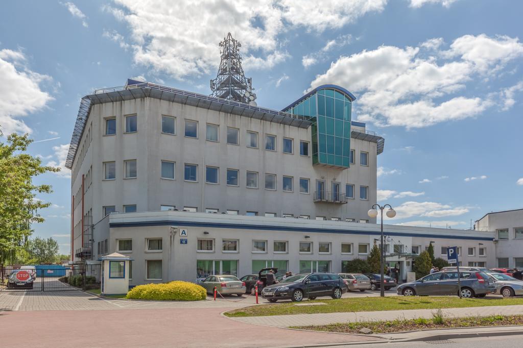 Wynajem przestrzeni biurowej - zdjęcie fasady