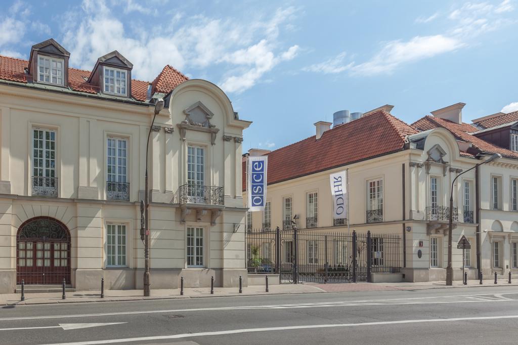 Office building's facade - office renting