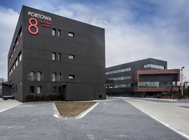 Portowa 8 Business Center A