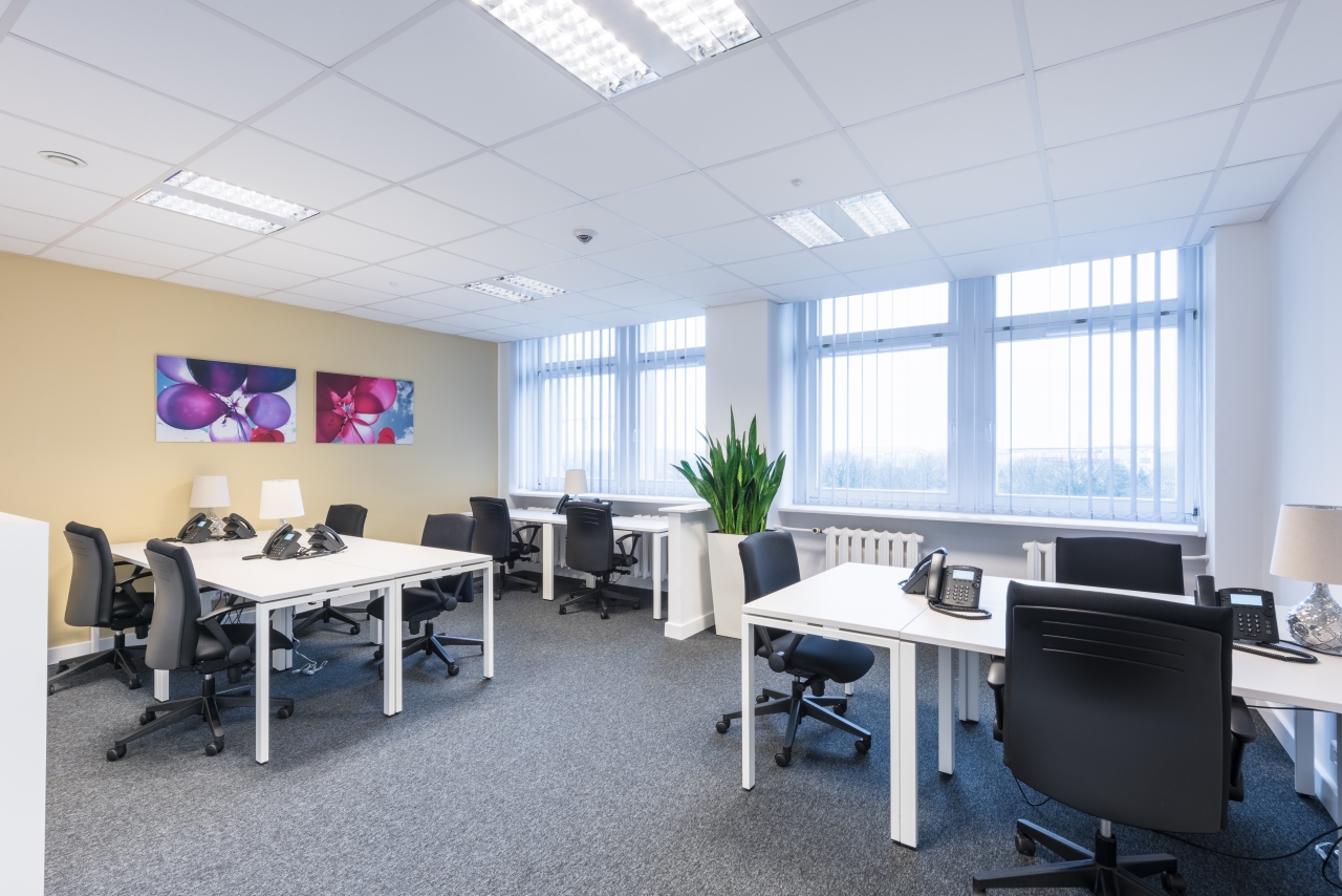 Regus Aleja Niepodległości 6