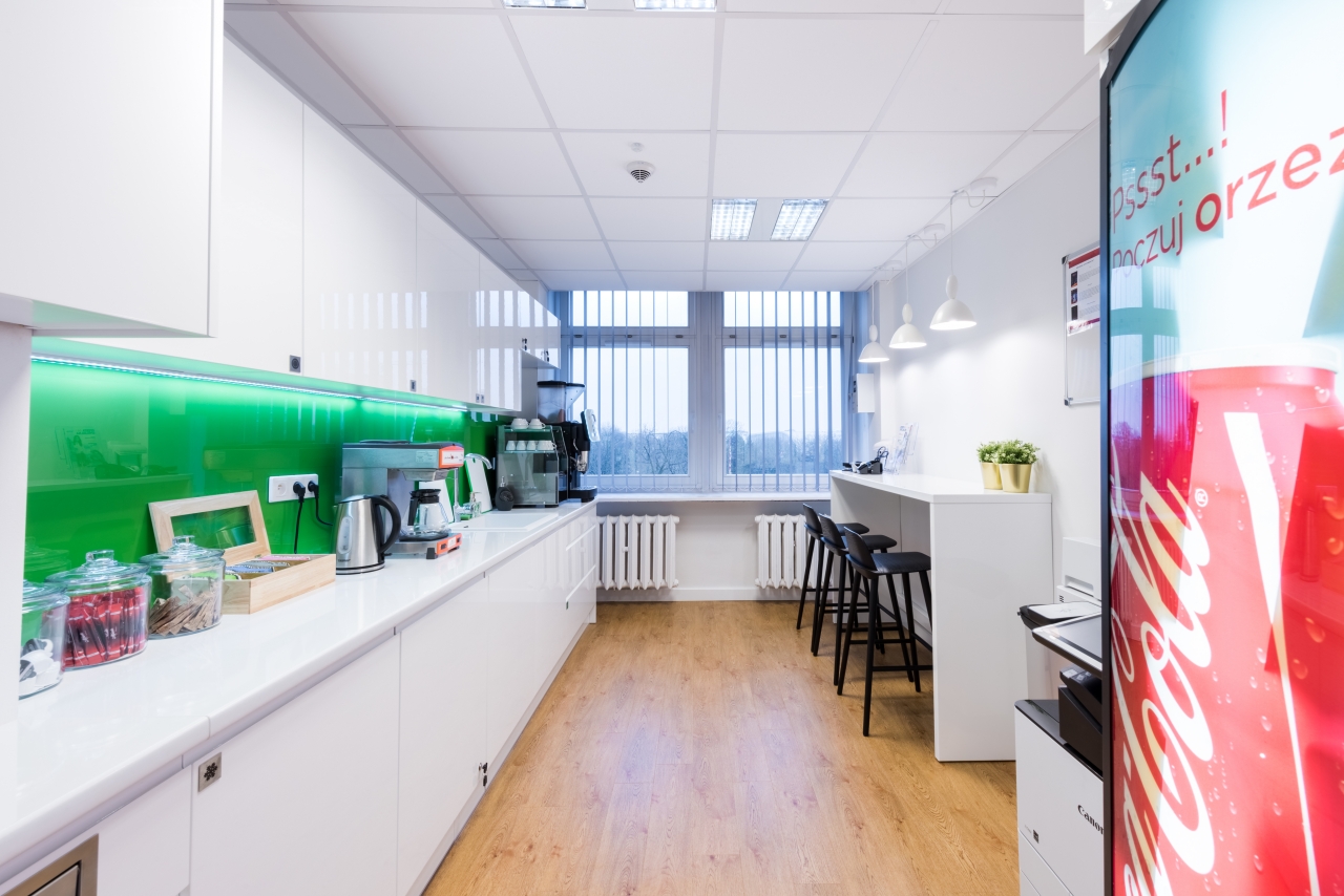 Regus Aleja Niepodległości 6