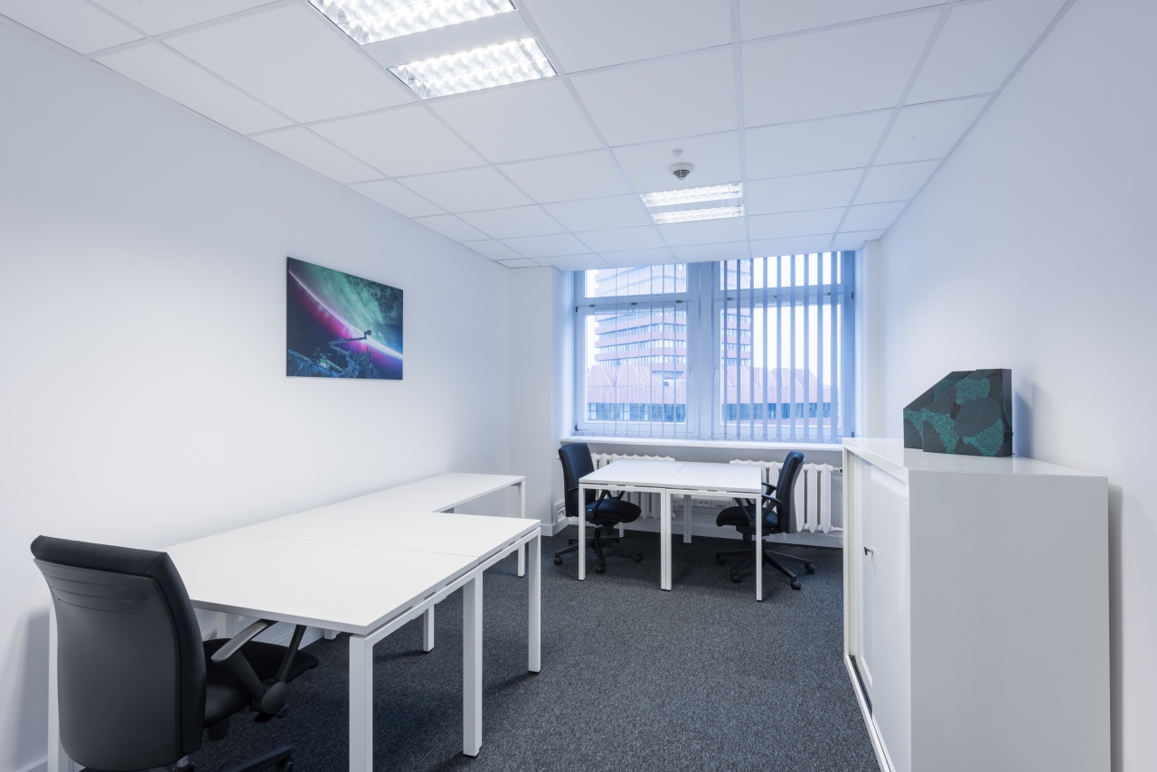 Regus Aleja Niepodległości 6