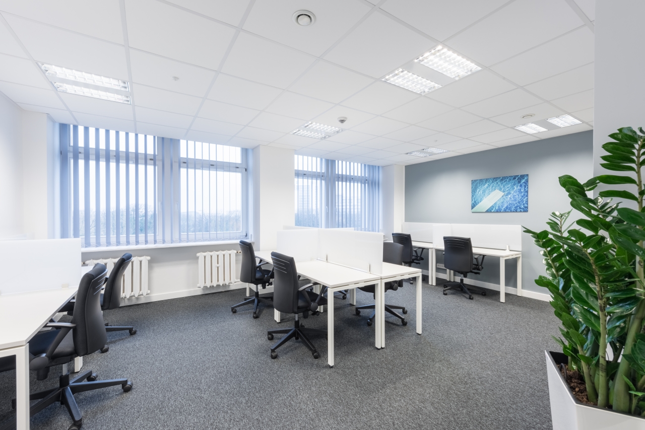 Regus Aleja Niepodległości 6