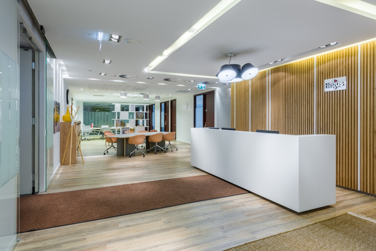 Regus Warsaw Financial Center