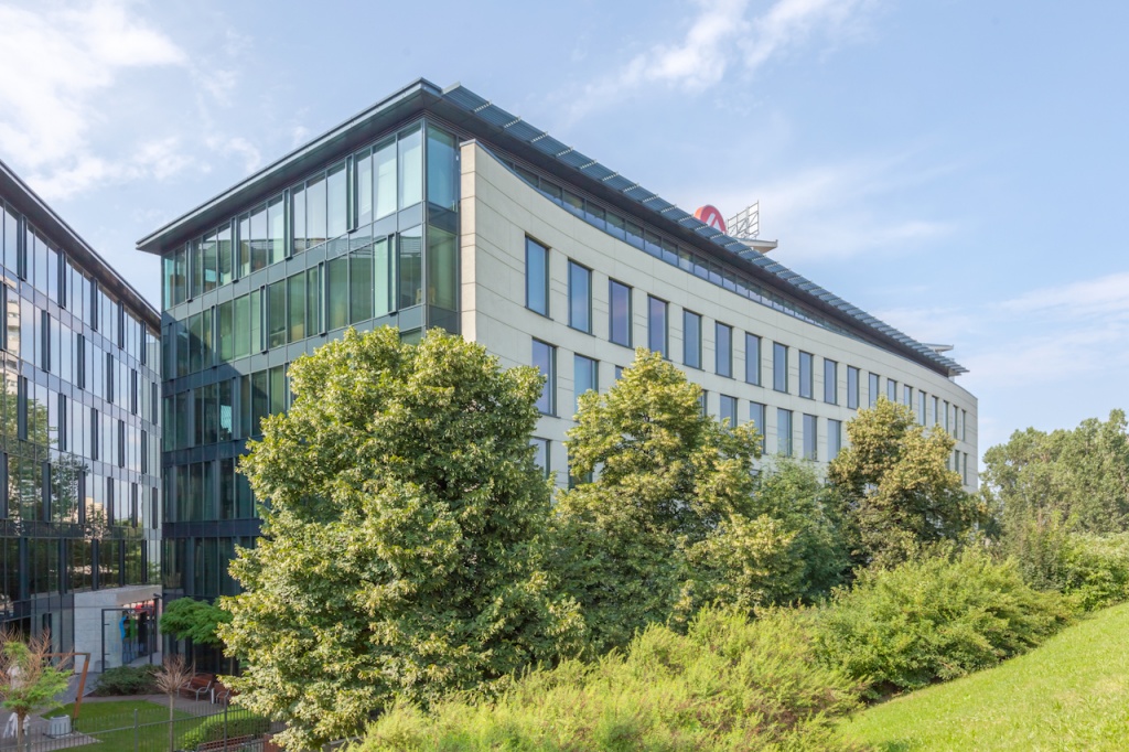 Building's block - offices to let