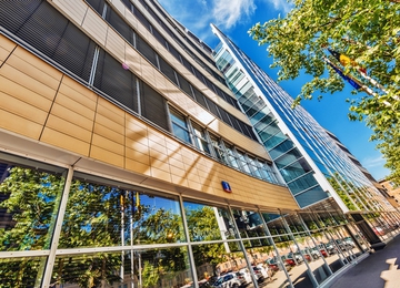 Kulczyk Silverstein Properties sprzedał Stratos Office Center