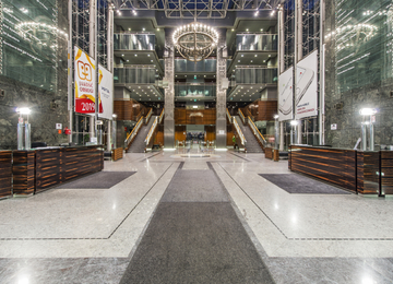 Warta Tower przejdzie remont