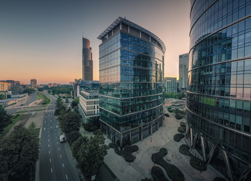 Warsaw Spire C z pozwoleniem na użytkowanie