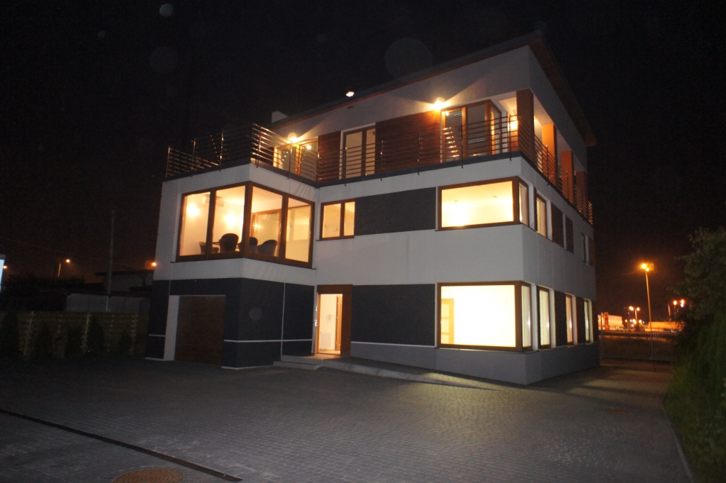 Wiśniowa 8c