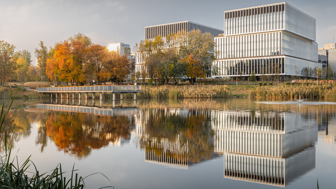 Spółki Polenergii kolejnymi najemcami Lakeside. Przed budynkiem powstanie stacja ładowania pojazdów elektrycznych.