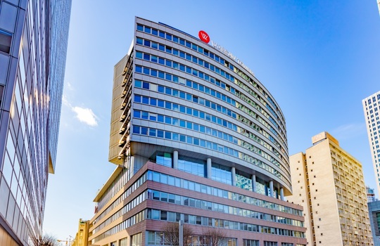 COTY przedłuża umowę najmu  w biurowcu Warsaw Towers  z portfolio CA Immo